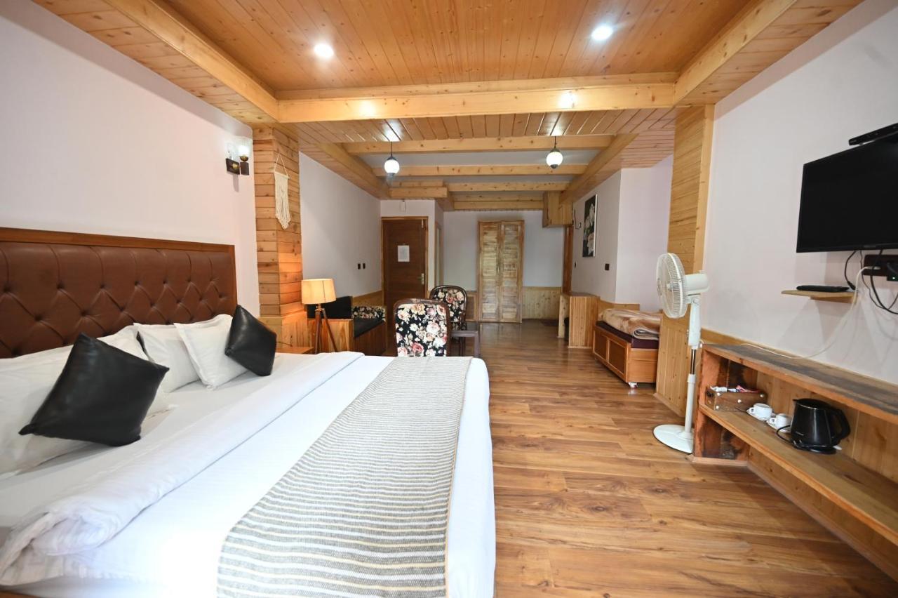 The Hillside Hotel Касол Екстериор снимка