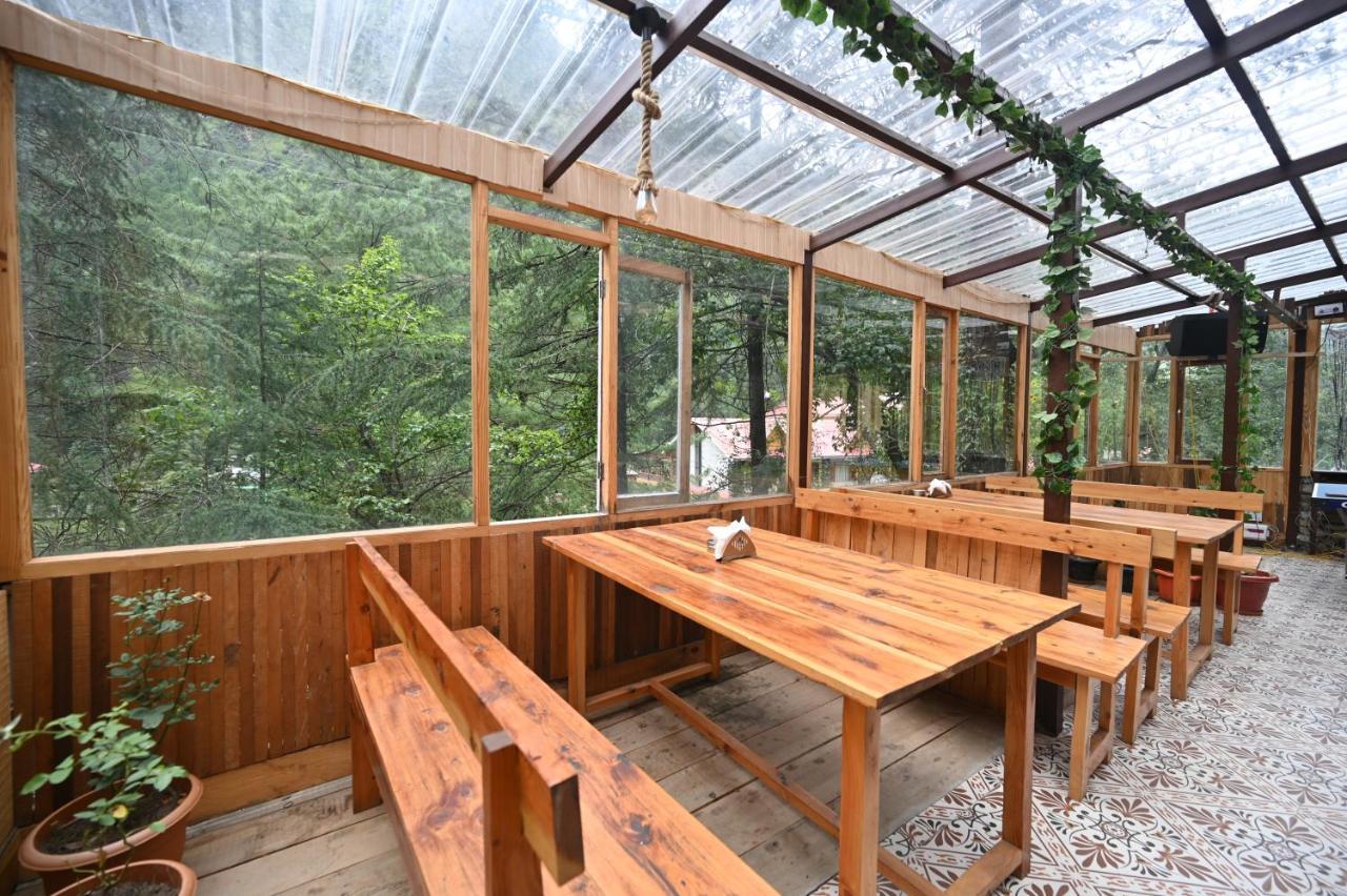 The Hillside Hotel Касол Екстериор снимка