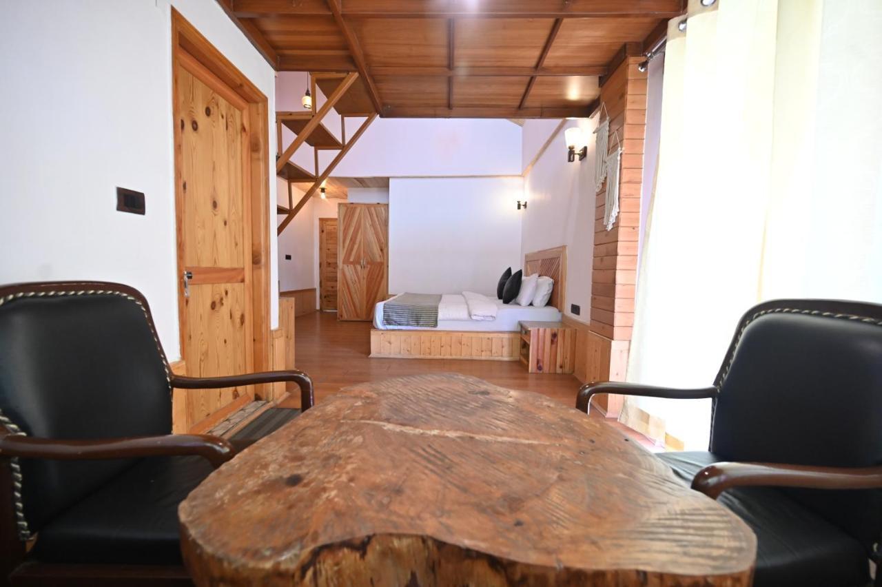 The Hillside Hotel Касол Екстериор снимка