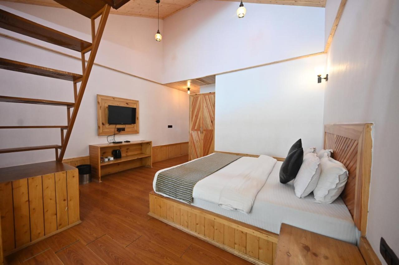 The Hillside Hotel Касол Екстериор снимка