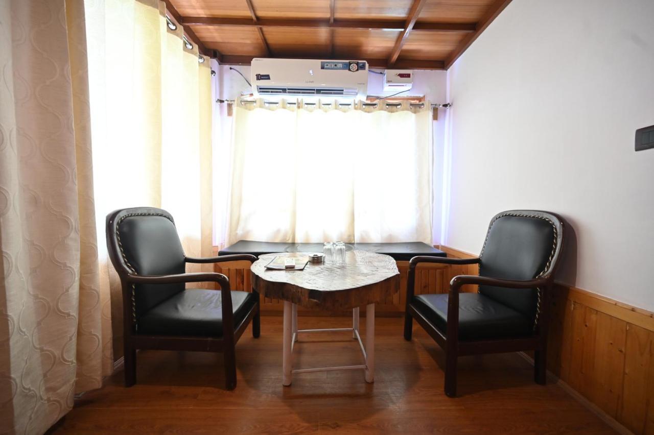 The Hillside Hotel Касол Екстериор снимка