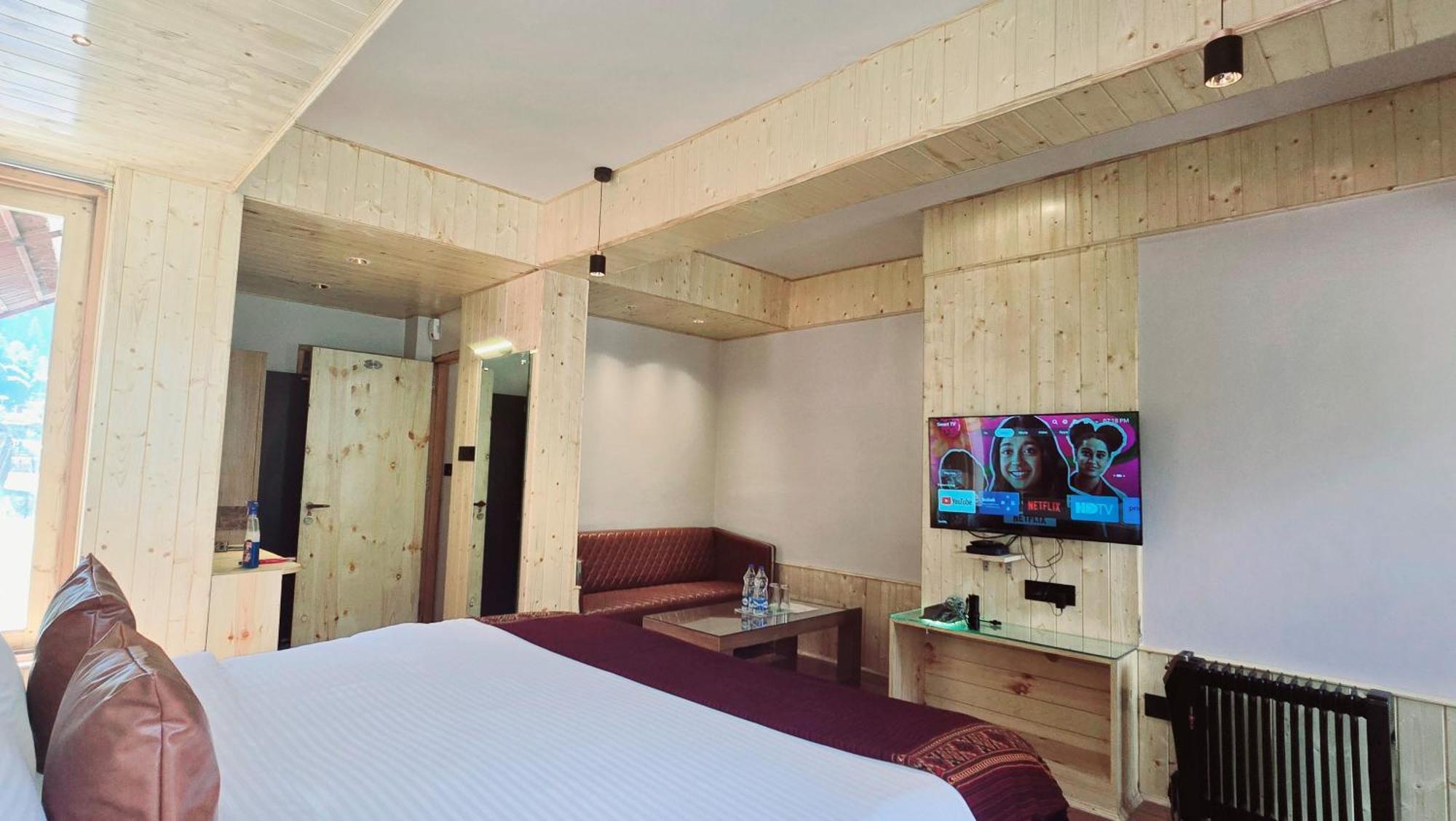 The Hillside Hotel Касол Екстериор снимка