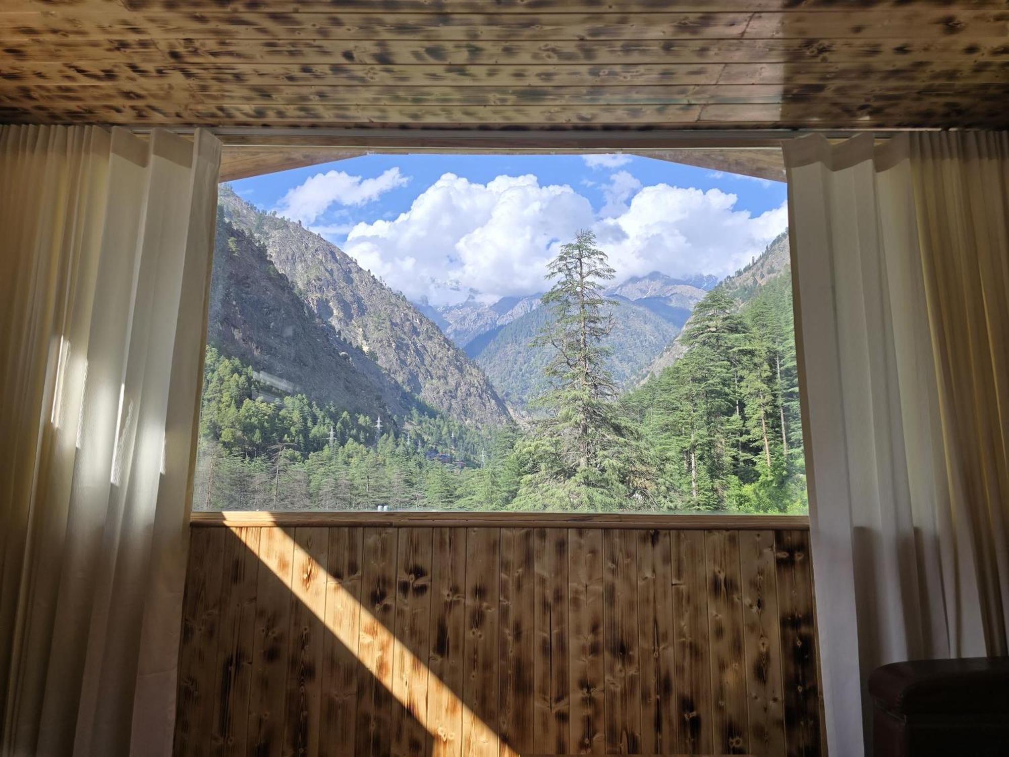 The Hillside Hotel Касол Екстериор снимка